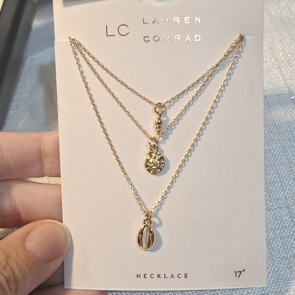 NWT LC Lauren Conrad 3 strand 17 in gold tone necklace with shell pendants